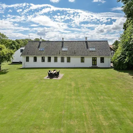 Awesome In With Kitchen בית נופש *